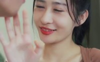 【美女室友与房客的甜蜜日常】35集短剧免费在线观看
