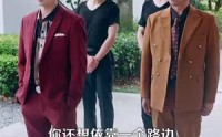 【美食：随机摆摊，顾客追我满街跑】95集短剧全集在线观看无广告