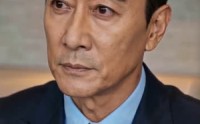 【被室友排挤后，我成了他们老板】60集短剧全集在线免费点播