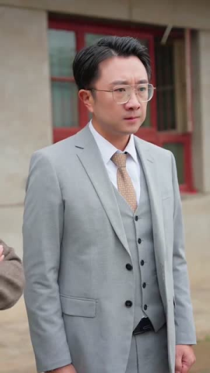 离婚后，被三个儿媳宠上天（30集）免费看全网短剧