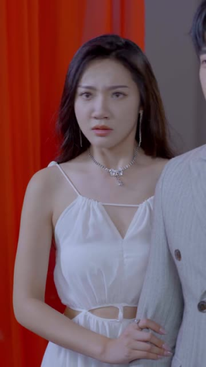 我救了美女大明星老婆（70集）分享好看的短剧
