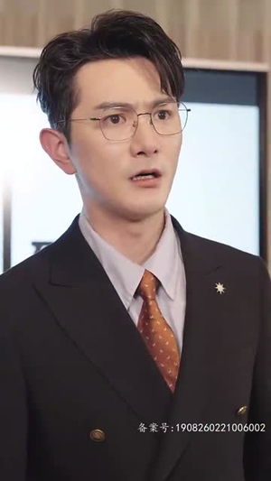 离婚后，嫁给前夫他上司（179集）战神短剧推荐