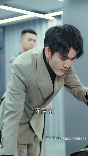 四个姐姐轻点虐（92集）哪个网站可以看
