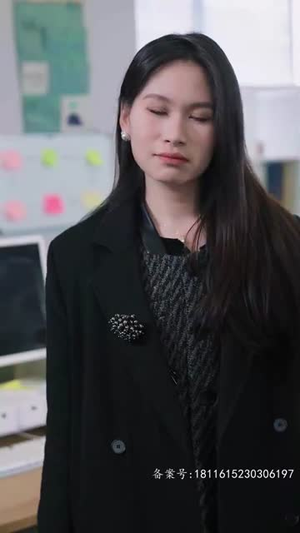 一胎四宝，爹地跪在产房痛哭流涕（新：命中注定我爱你）精彩短剧分享。