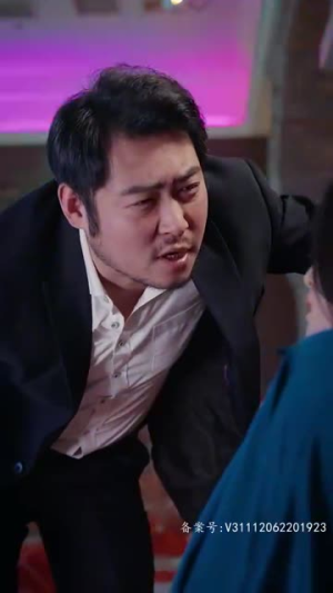 纯情丫头休想逃 （86集）热门短剧免费看