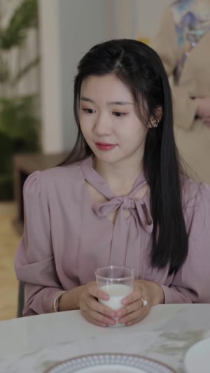 穿书女配自救指南（65集）免费在线看全集