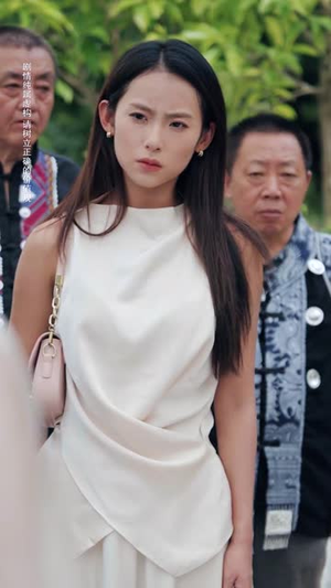 顾总你的玉佩掉了&医女老婆有点甜（61集）一起追短剧