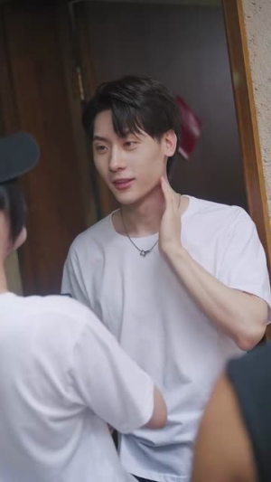 我靠怨气收集系统成为巨星(82集）短剧热门推荐