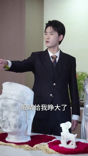 下井后我觉醒武魂真身(61集) 下井后我觉醒武魂真身(61集)精彩短剧推荐