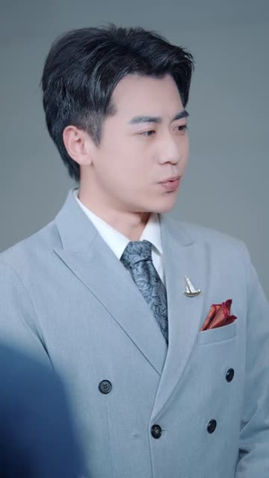 离婚后卿小姐名动全球（60集）热播短剧抢先看