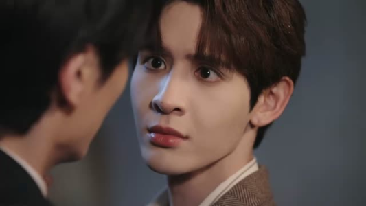 裂焰（50集）小短剧推荐