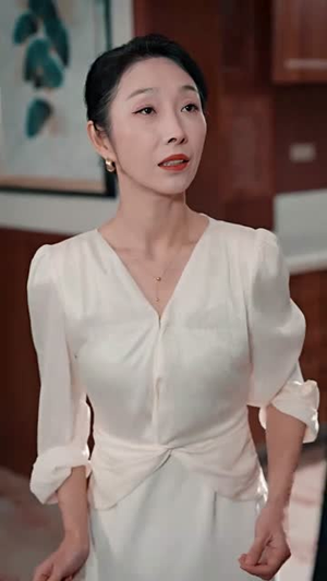 我携万宗踏龙阙(60集) 我携万宗踏龙阙(60集)热门短剧来袭