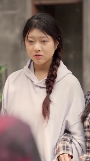 我穿书后撑起姊妹们的家(71集) 我穿书后撑起姊妹们的家(71集)短剧免费看